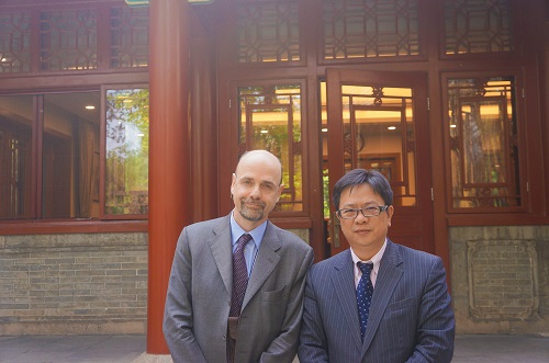 李校長與Piga先生合影.jpg 李校長與Piga先生合影.jpg