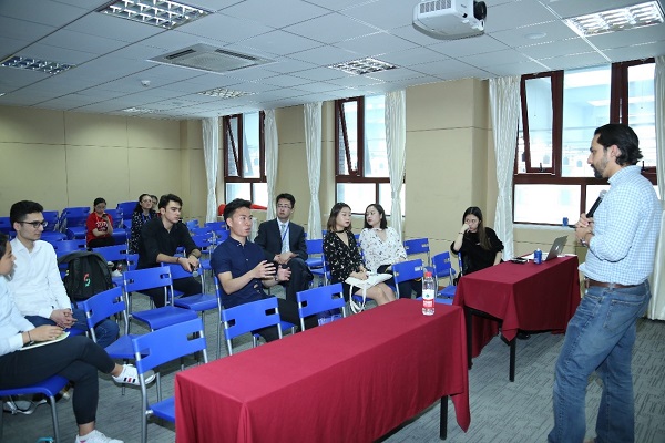04.jpg 04.jpg